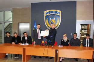 Priznanje SELEC-a SIPA-i za operativnu akciju "Bos".