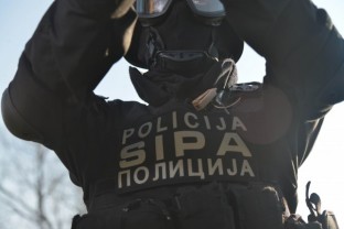 Оперативна  акција „Веб“ – претреси на осам локација