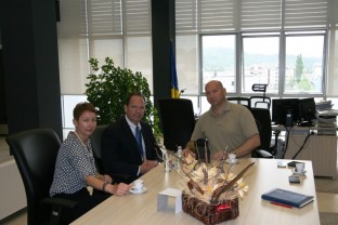 SIPA Director Met with FBI Representatives regarding Training for Investigators