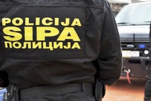 U operativnoj akciji „Pelegrino“ SIPA lišila slobode pet osoba zbog korupcije