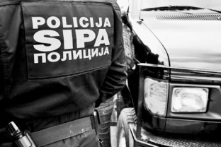 SIPA na području Cazina zaplijenila oružje