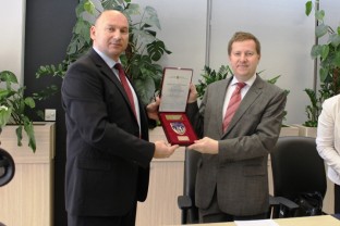Czech Republic Donated Valuable Diving Equipment